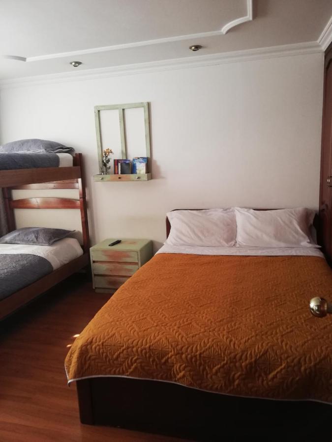 D'Lujo Bed & Breakfast โบโกตา ภายนอก รูปภาพ
