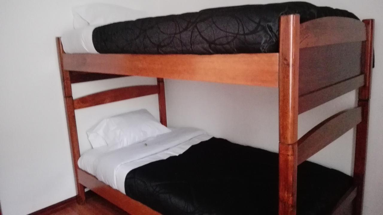 D'Lujo Bed & Breakfast โบโกตา ภายนอก รูปภาพ