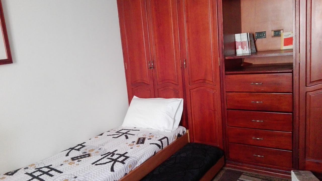 D'Lujo Bed & Breakfast โบโกตา ภายนอก รูปภาพ